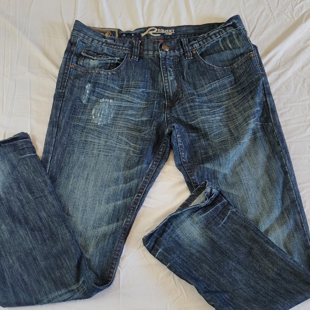 Relaxed Blue Jeans with Natural Fading